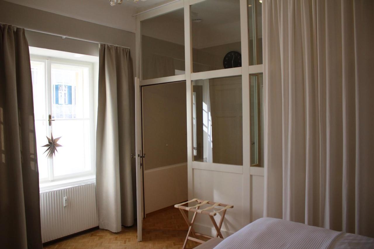 White Flat By Grazrentals With Cool Location & Free Parking Dış mekan fotoğraf