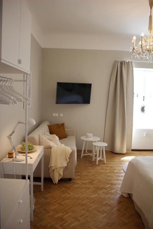 White Flat By Grazrentals With Cool Location & Free Parking Dış mekan fotoğraf