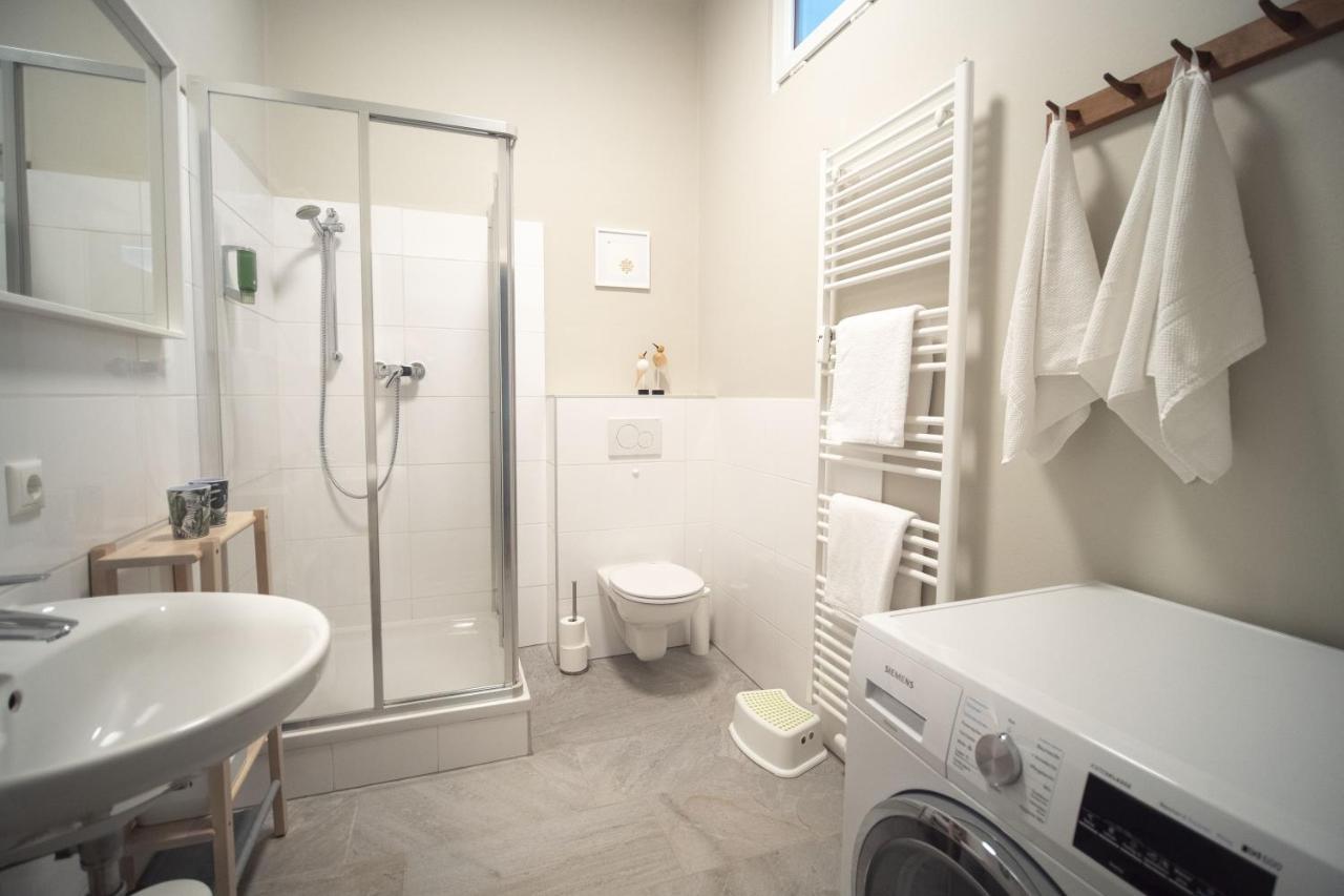 White Flat By Grazrentals With Cool Location & Free Parking Dış mekan fotoğraf