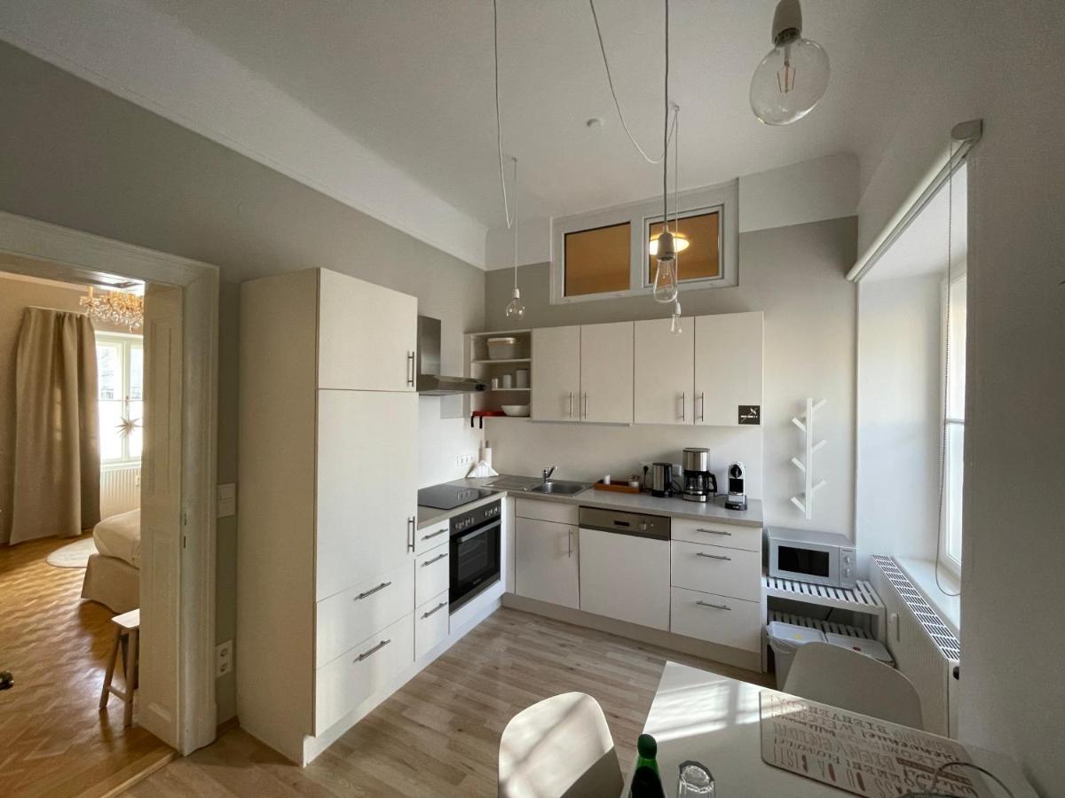 White Flat By Grazrentals With Cool Location & Free Parking Dış mekan fotoğraf