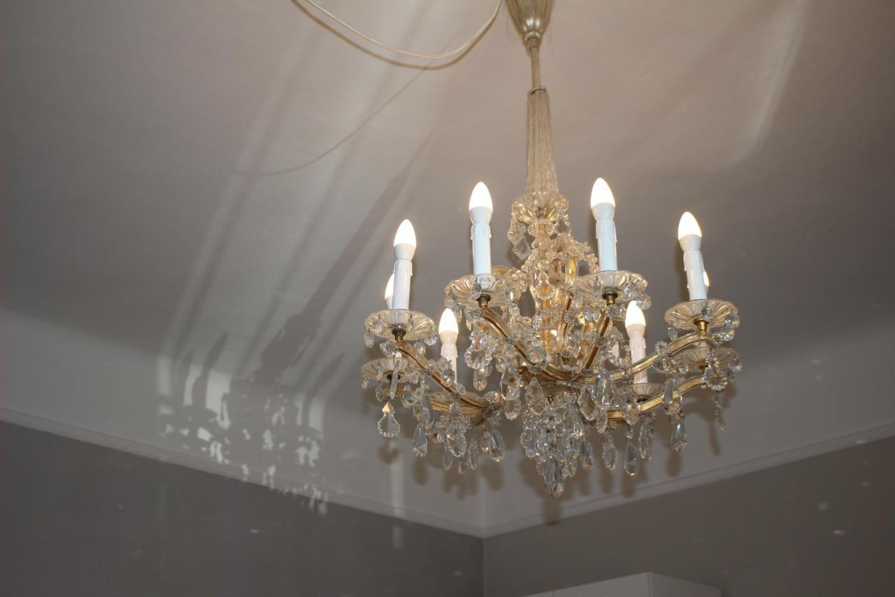White Flat By Grazrentals With Cool Location & Free Parking Dış mekan fotoğraf