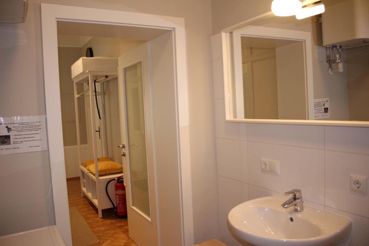 White Flat By Grazrentals With Cool Location & Free Parking Dış mekan fotoğraf